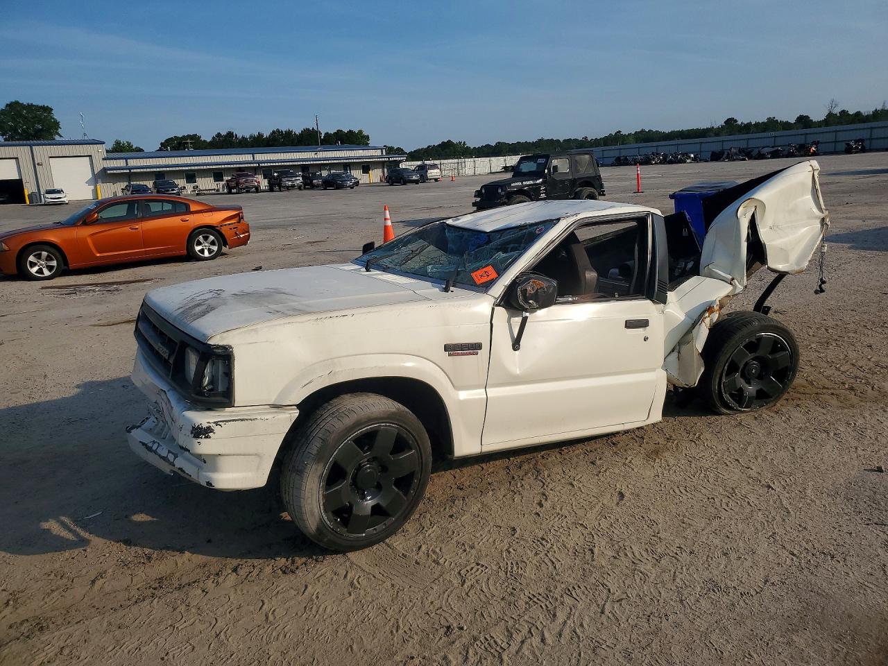 1987 Mazda B-Series, VIN JM2UF1133H0128531 — По всему кузову