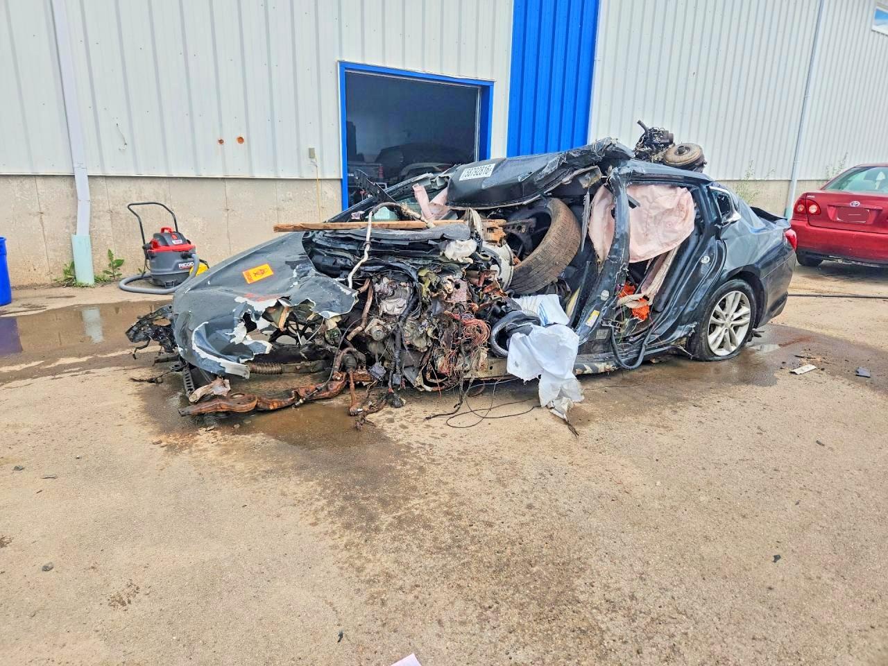 2016 Chevrolet Malibu LT, VIN 1G1ZE5ST9GF348327 — All over