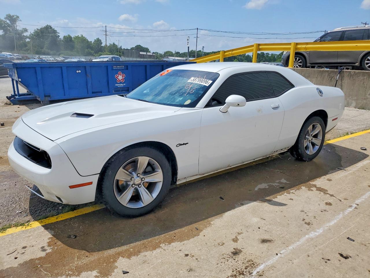 2015 Dodge Challenger SXT, VIN 2C3CDZAG6FH913131 — Front end