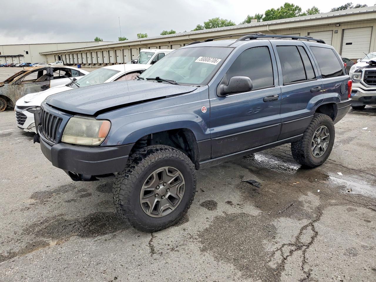 2004 Jeep Grand Cherokee Laredo, VIN 1J4GW48S94C343267 — Перед