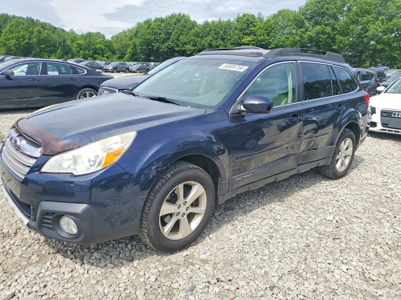 2013 Subaru Outback Limited, VIN 4S4BRBKC7D3242351 — Бок