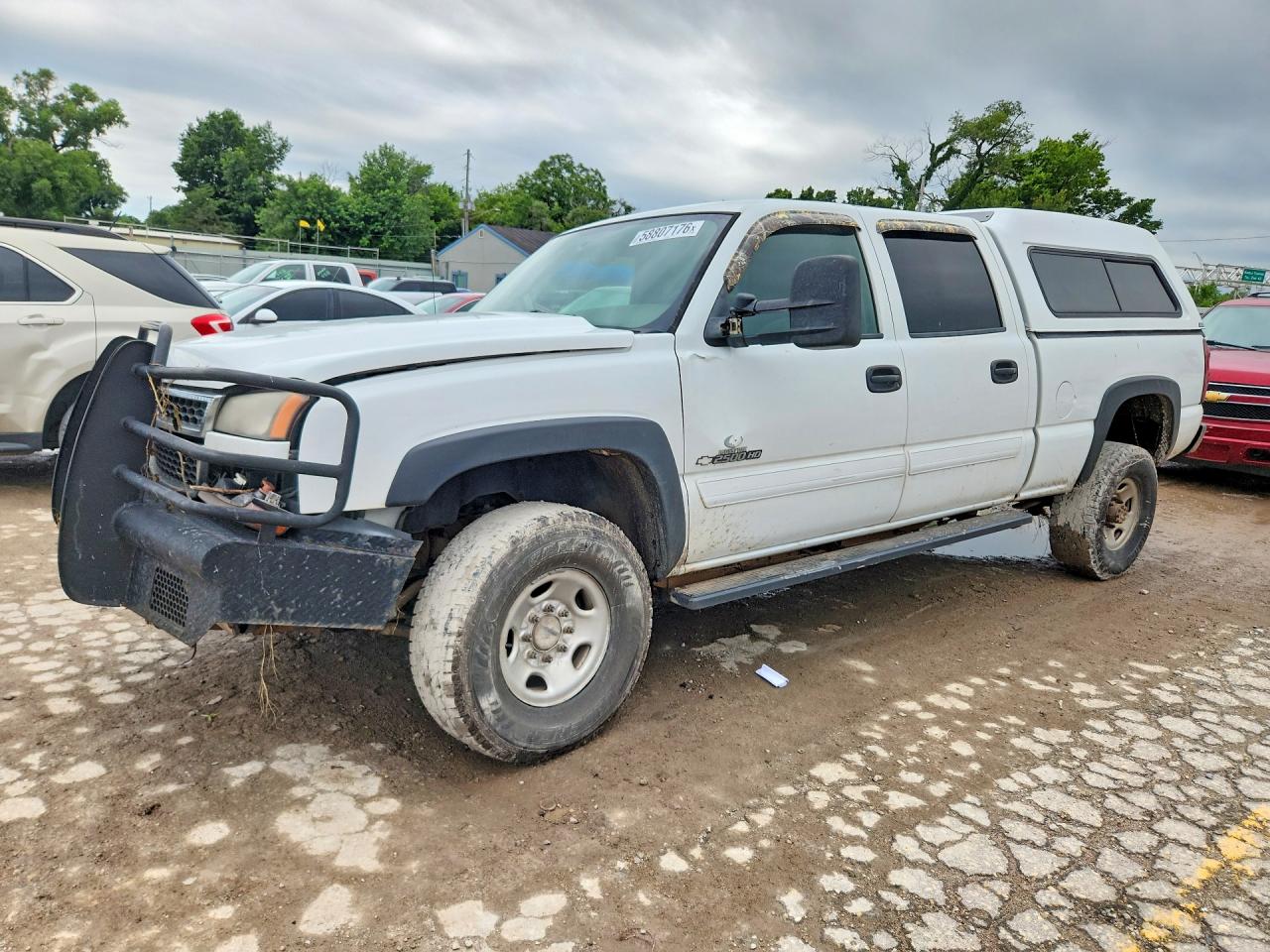 2005 Chevrolet Silverado 2500HD LS, VIN 1GCHK23U95F859986 — Front end