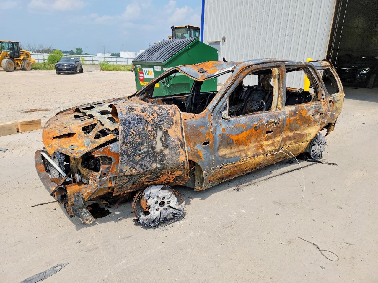 2006 Mercury Mariner Luxury, VIN 4M2YU56136DJ00271 — Burn