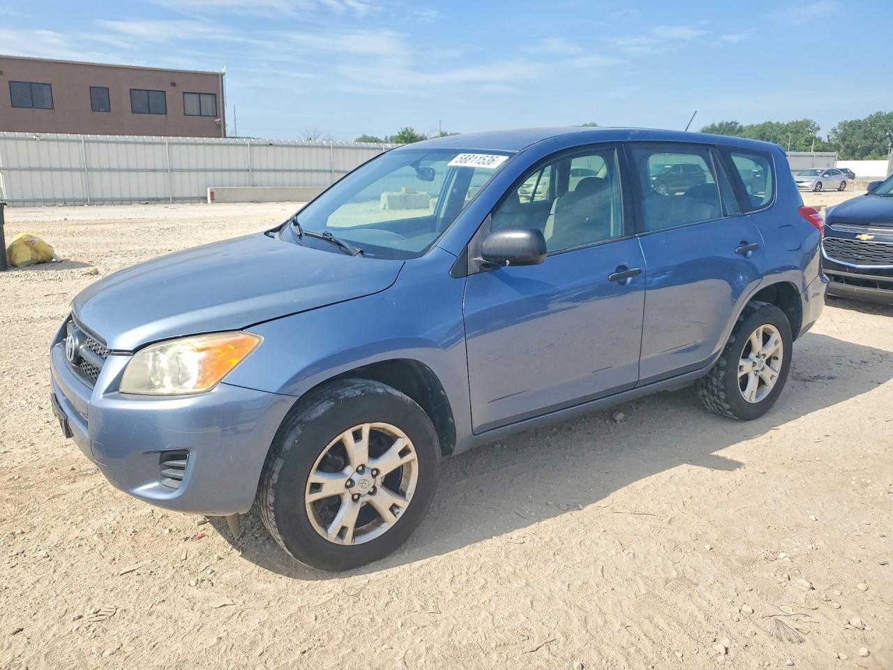 2010 Toyota RAV4, VIN JTMBF4DV5AD028391 — Град