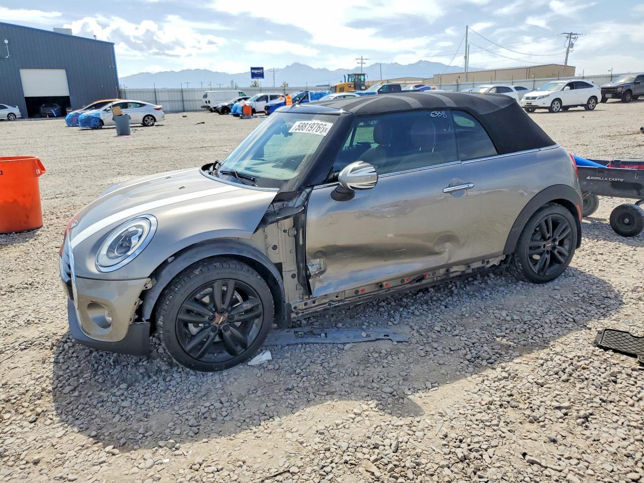 2017 MINI Convertible Cooper, VIN WMWWG5C3XH3C20409 — Side