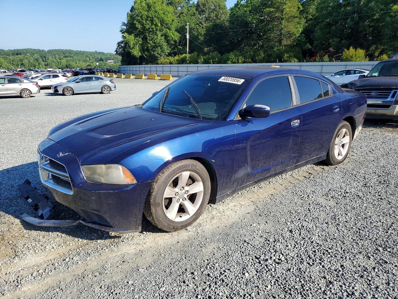 2013 Dodge Charger SE, VIN 2C3CDXBG8DH624235 — Повреждение рамы