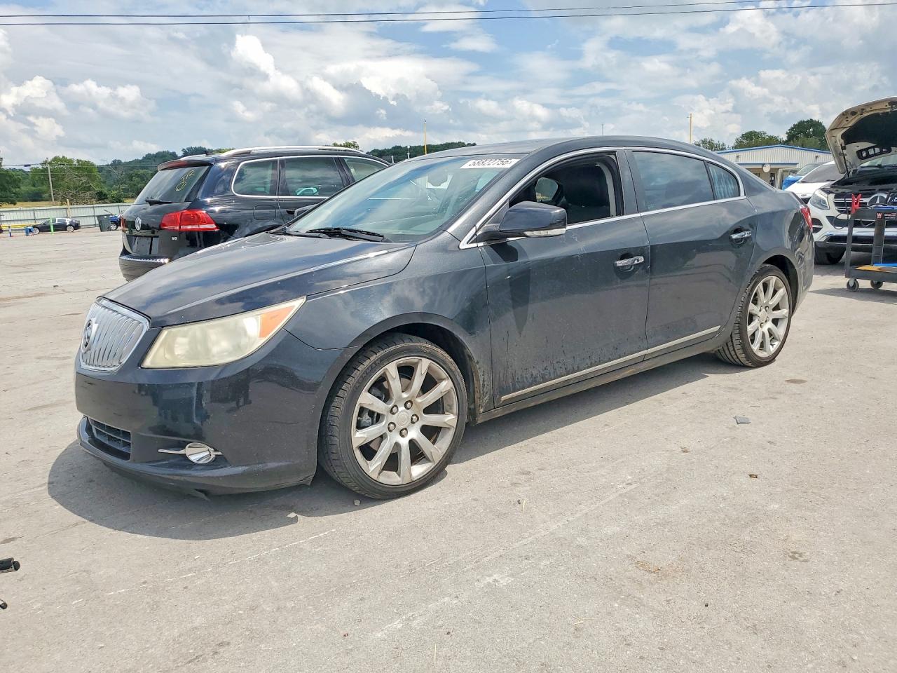 2011 Buick LaCrosse CXS, VIN 1G4GE5EDXBF112504 — Front end