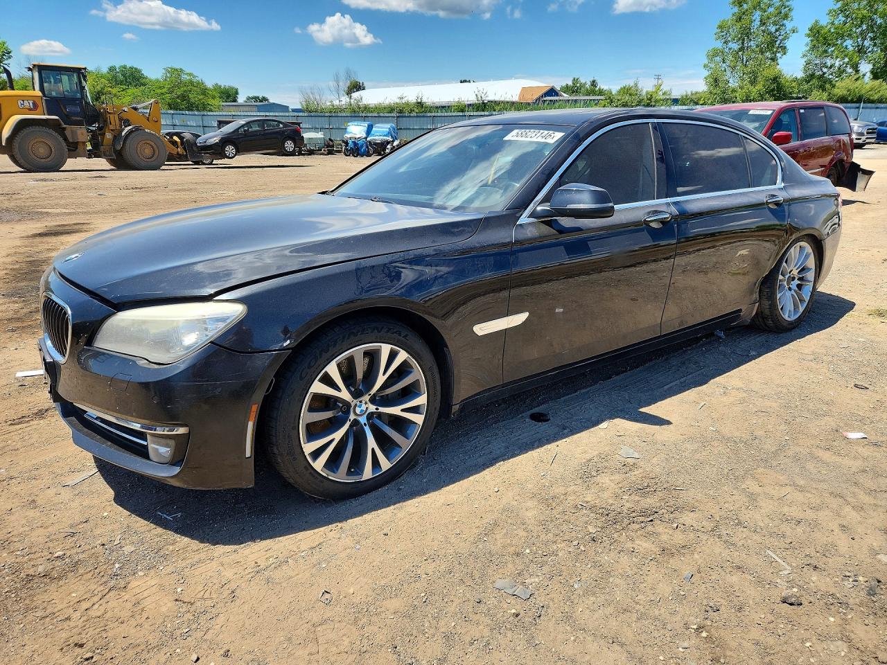 2013 BMW 7 Series 750Li xDrive, VIN WBAYF8C52DD140067 — Minor dents and scratches