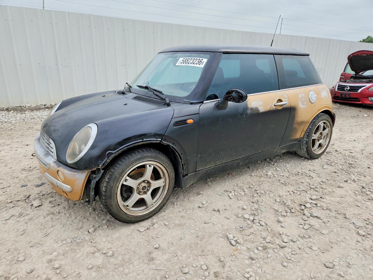 2003 MINI Hardtop, VIN WMWRC33423TC44296 — Вода / потоп