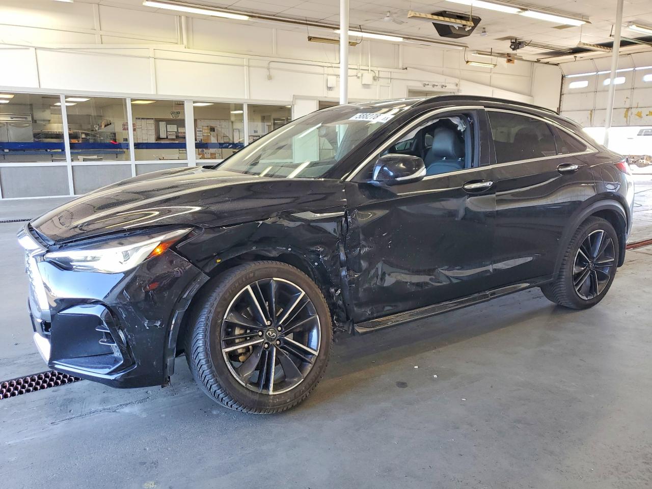 2022 Infiniti QX55 Luxe, VIN 3PCAJ5J35NF102782 — Front end