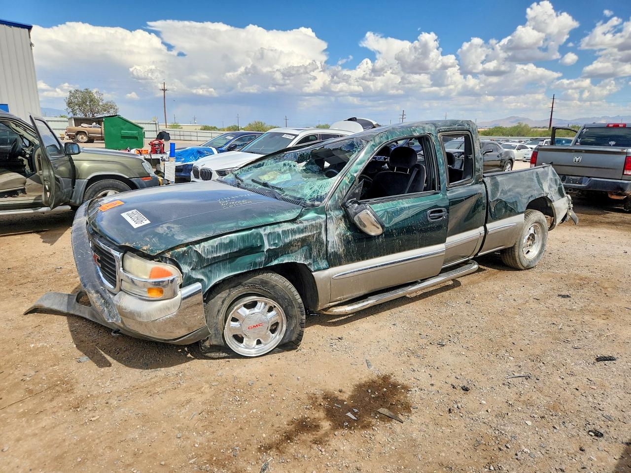 2002 GMC Sierra 1500 SLE, VIN 2GTEC19V421155482 — Rollover