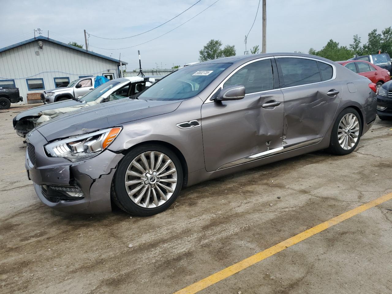 2015 Kia K900 Luxury, VIN KNALW4D48F6019883 — Front end