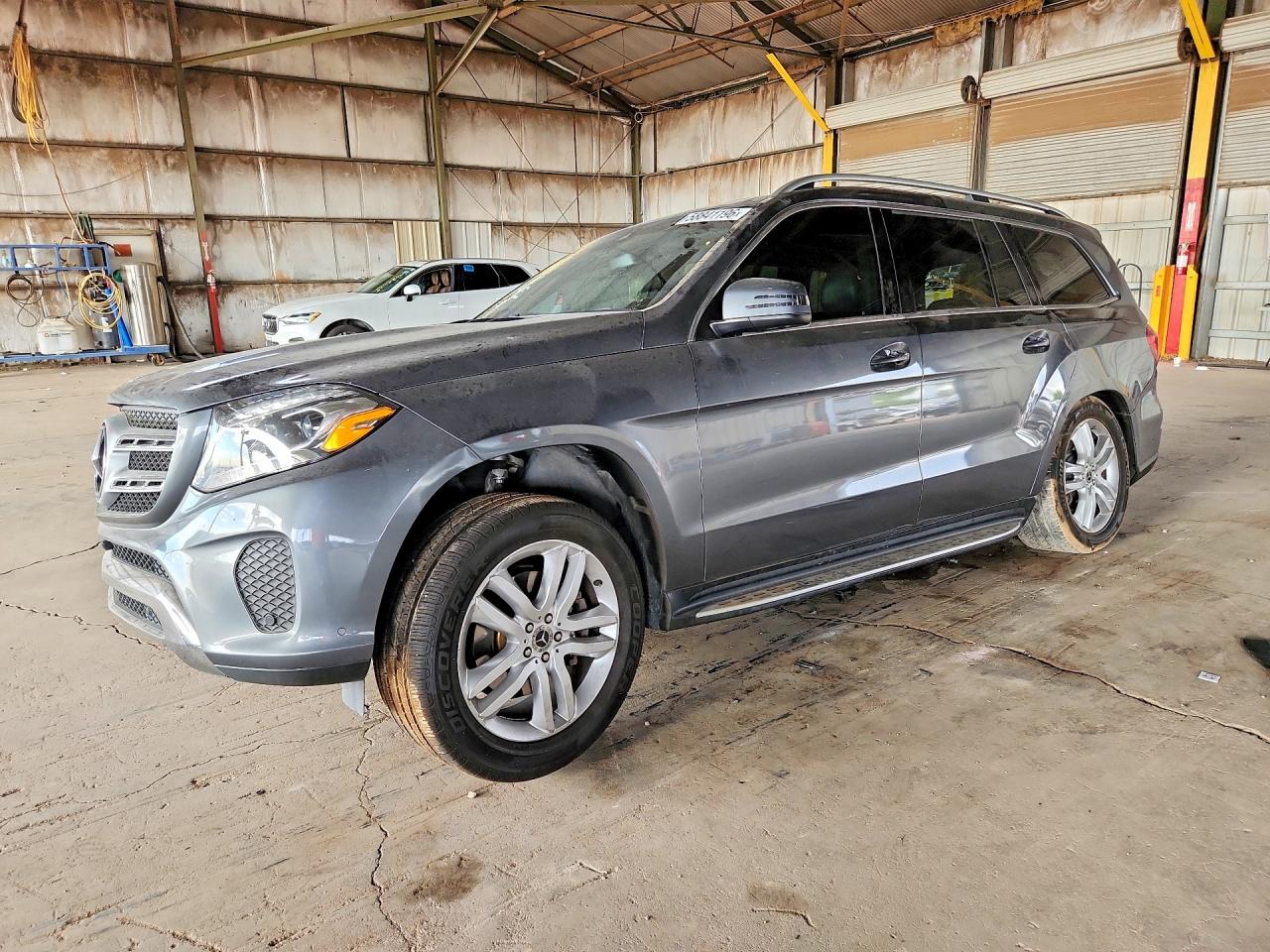 2018 Mercedes-Benz GLS 450, VIN 4JGDF6EE2JB073105 — Rear end