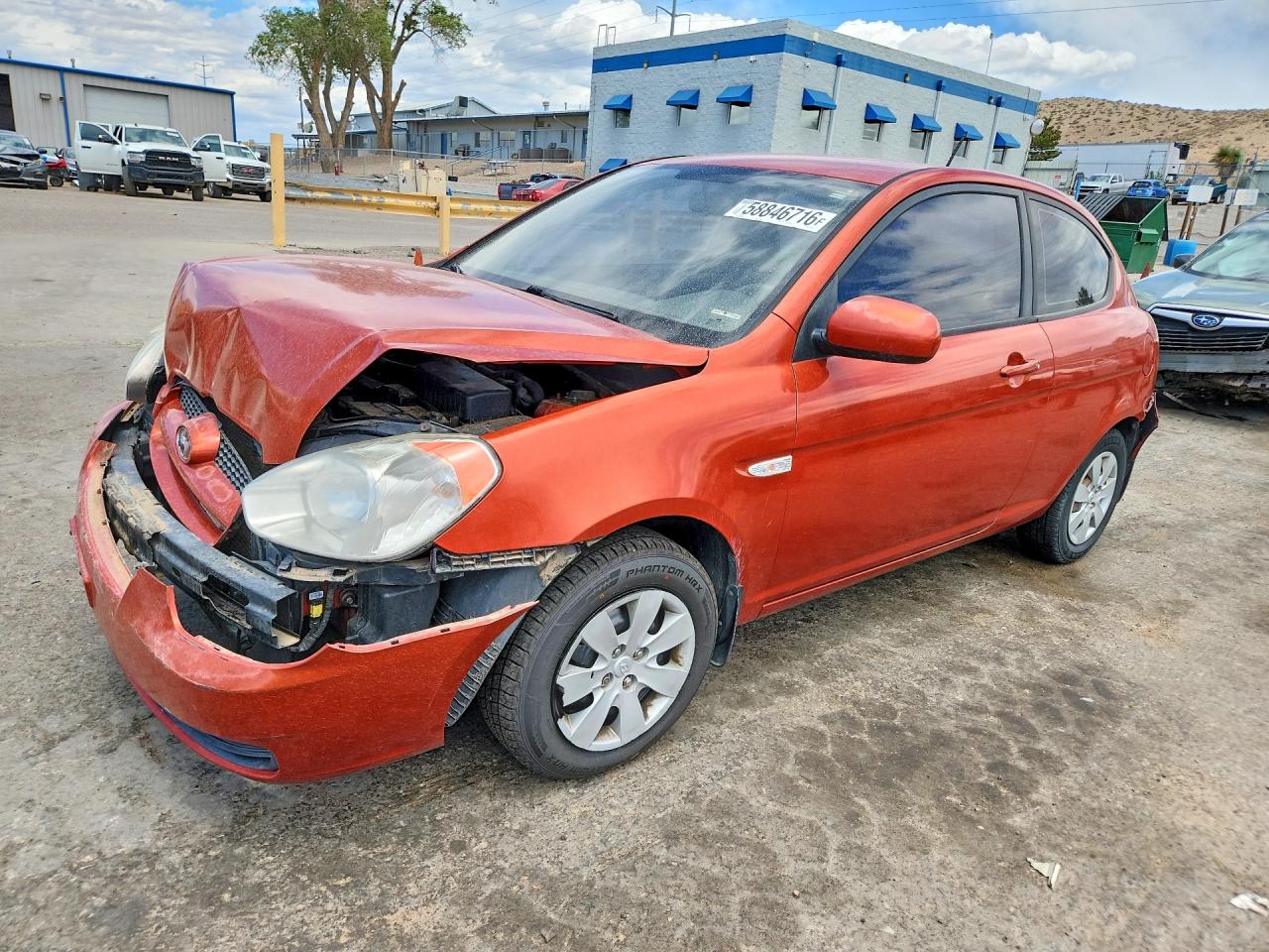 2011 Hyundai Accent GL, VIN KMHCM3AC0BU192572 — Front end