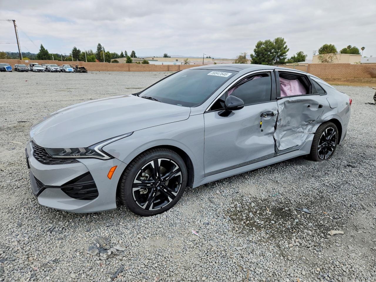 2022 Kia K5 GT-Line, VIN 5XXG64J22NG109926 — Side