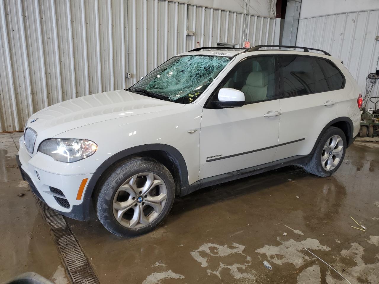 2013 BMW X5 xDrive35d, VIN 5UXZW0C52D0B91134 — Крыша