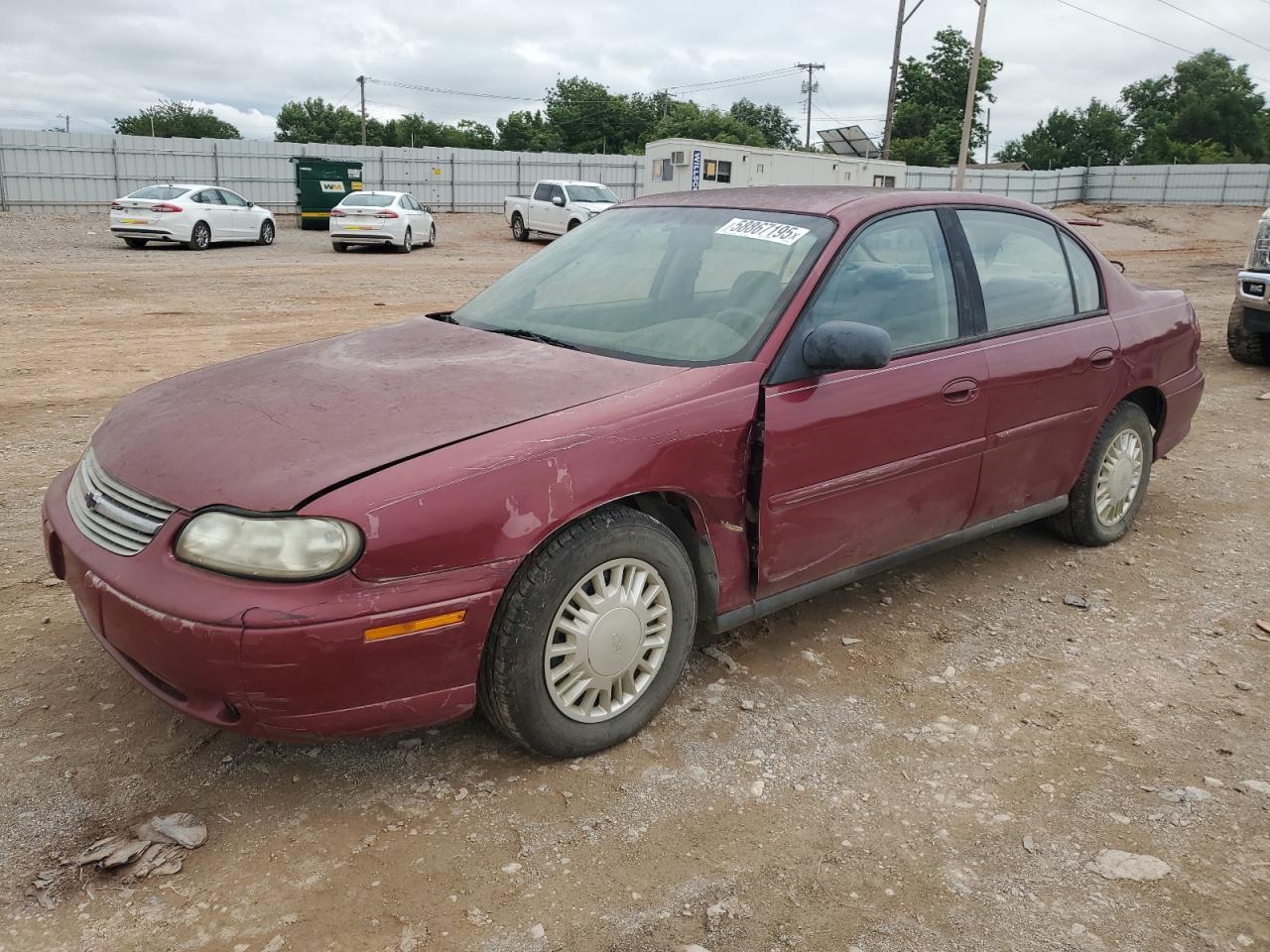 2004 Chevrolet Malibu Classic, VIN 1G1ND52F74M612339 — Front end