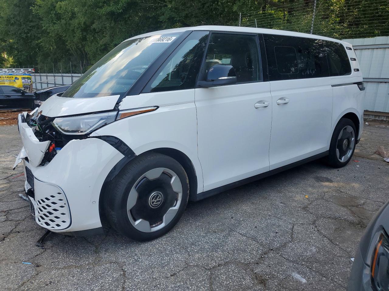 2025 Volkswagen ID.Buzz, VIN WVGAWVEB4SH013814 — Auction photo
