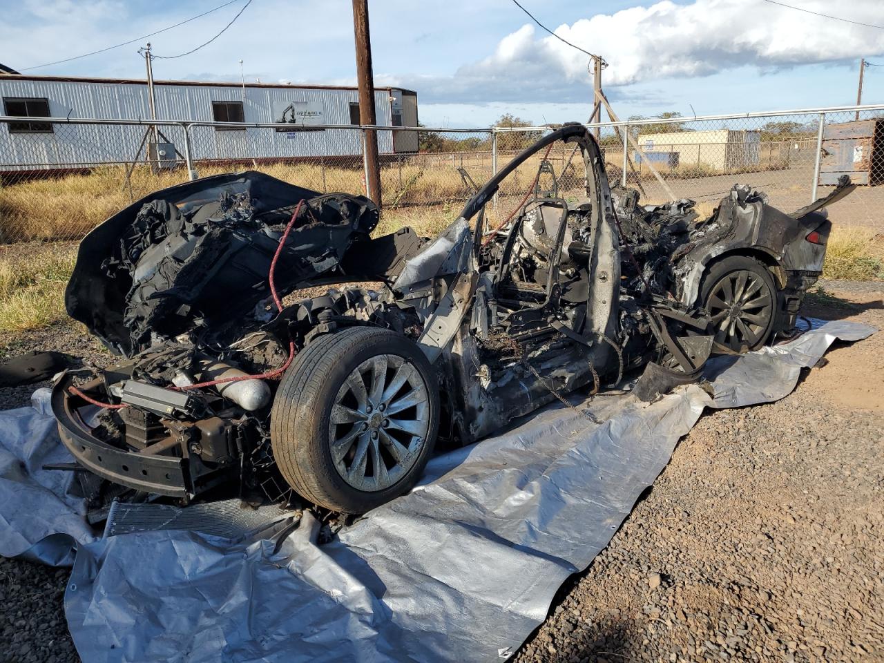 2018 Tesla Model X 75D, VIN 5YJXCAE24JF141095 — Burn