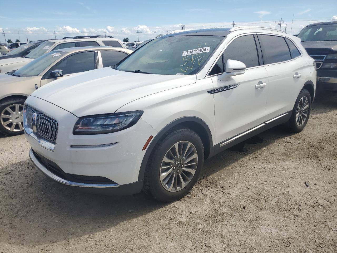 2021 Lincoln Nautilus Reserve, VIN 2LMPJ8K90MBL12748 — Auction photo