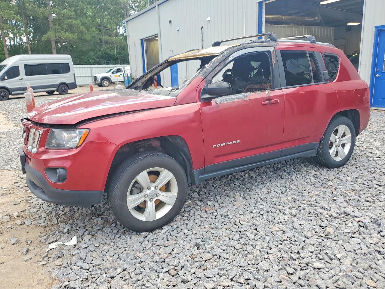 2016 Jeep Compass Sport, VIN 1C4NJDBB4GD733387 — Burn