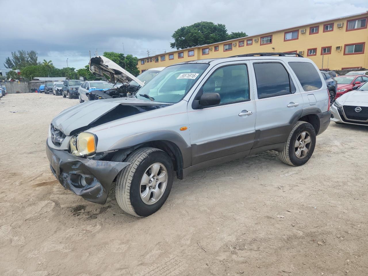 2003 Mazda Tribute ES, VIN 4F2CZ061X3KM55515 — Front end