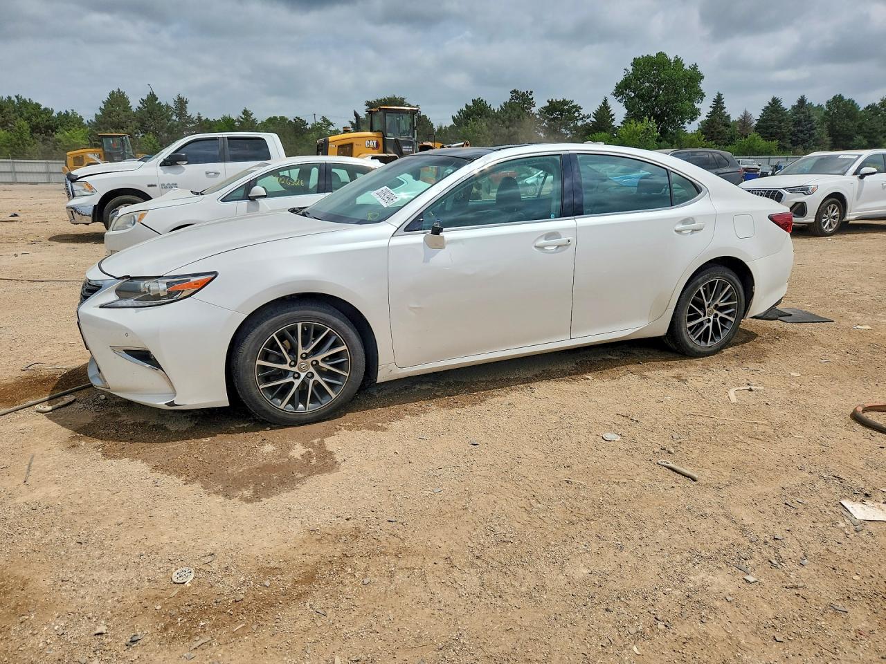 2017 Lexus ES 350, VIN 58ABK1GG3HU040531 — Roof