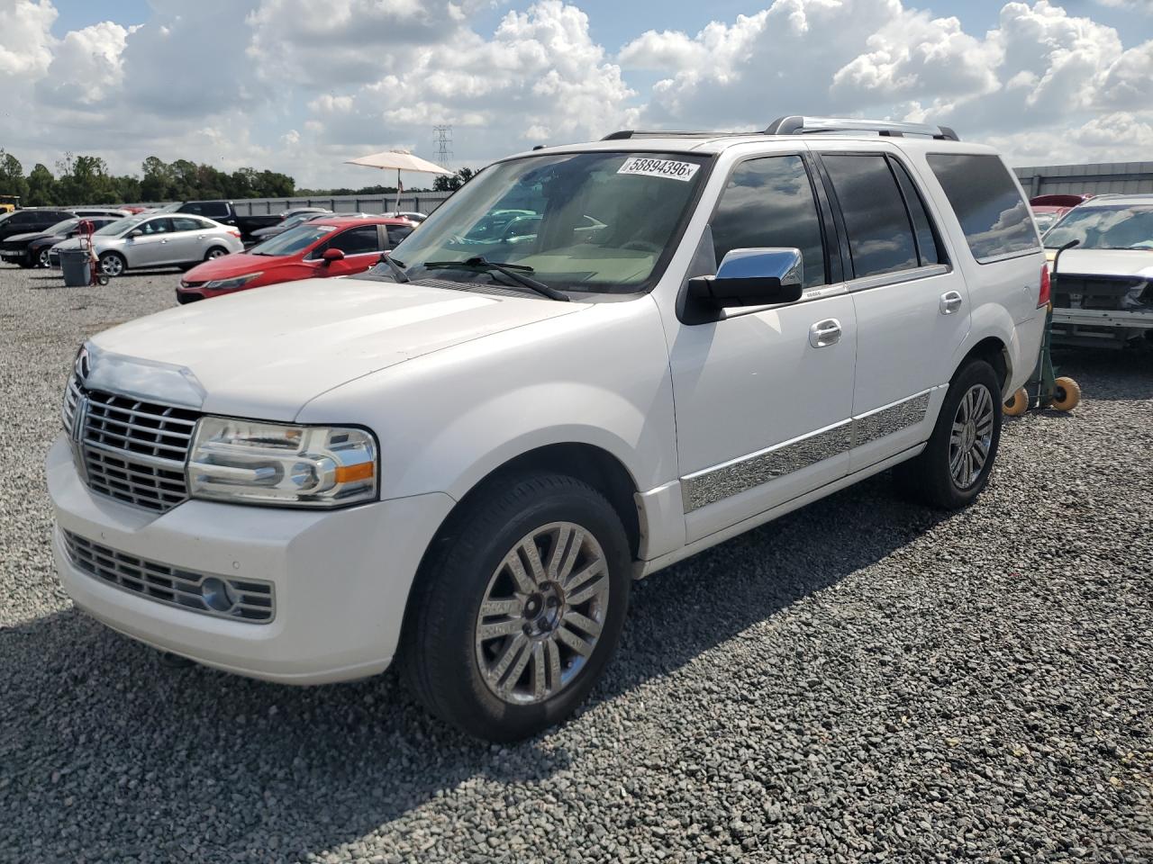 2009 Lincoln Navigator, VIN 5LMFU285X9EJ01470 — Мелкие вмятины и царапины