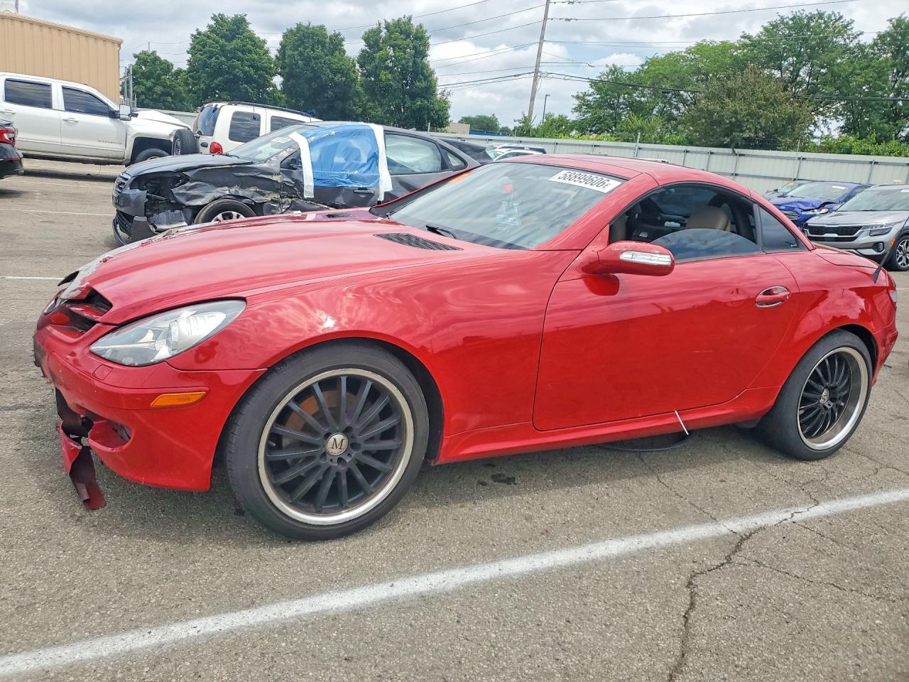 2007 Mercedes-Benz SLK 280, VIN WDBWK54F37F167703 — Engine fire