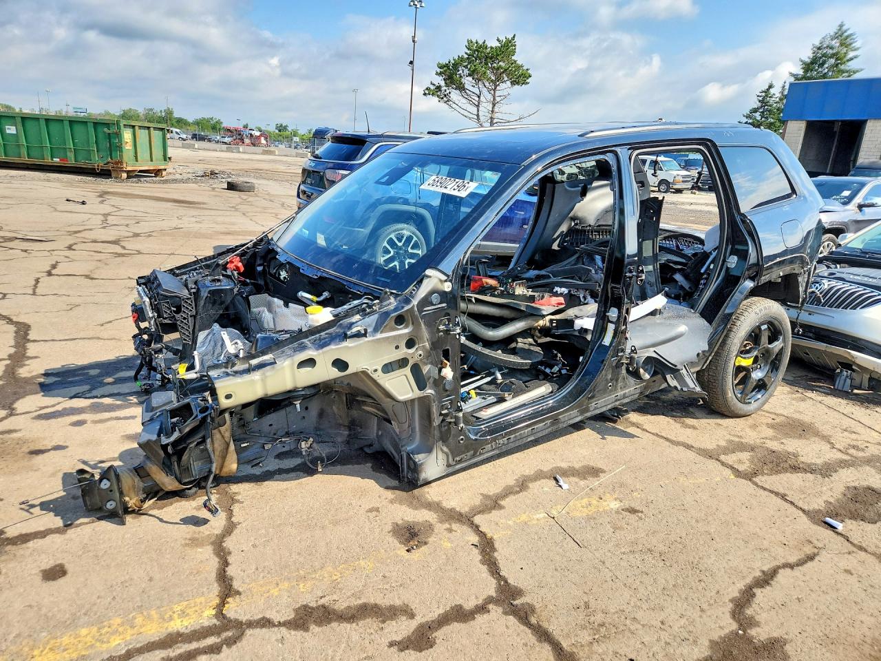 2019 Jeep Grand Cherokee SRT, VIN 1C4RJFDJ8KC690818 — Stripped