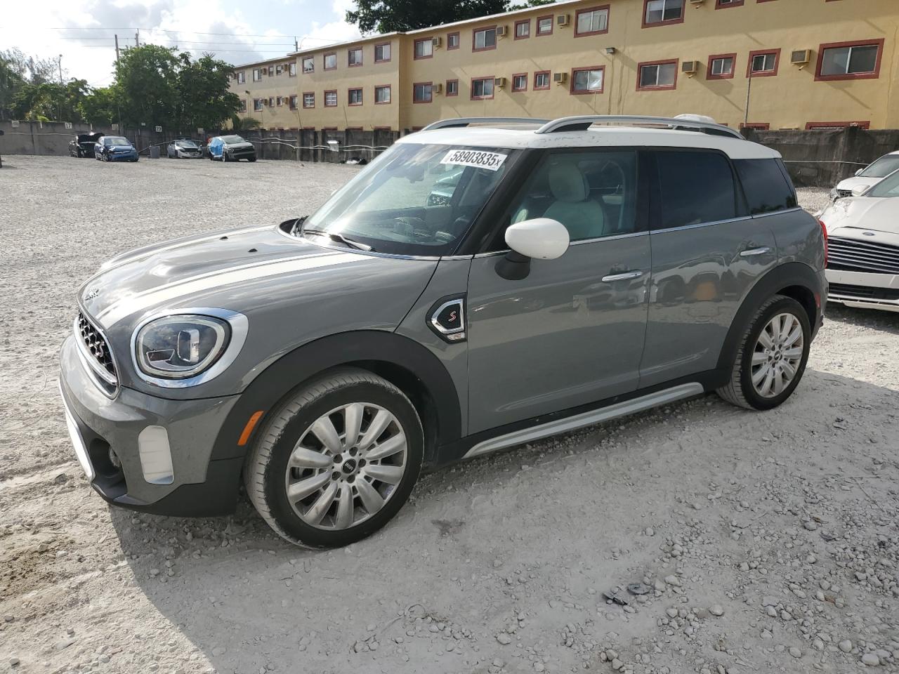 2021 MINI Countryman Cooper S, VIN WMZ53BR05M3M38710 — Minor dents and scratches