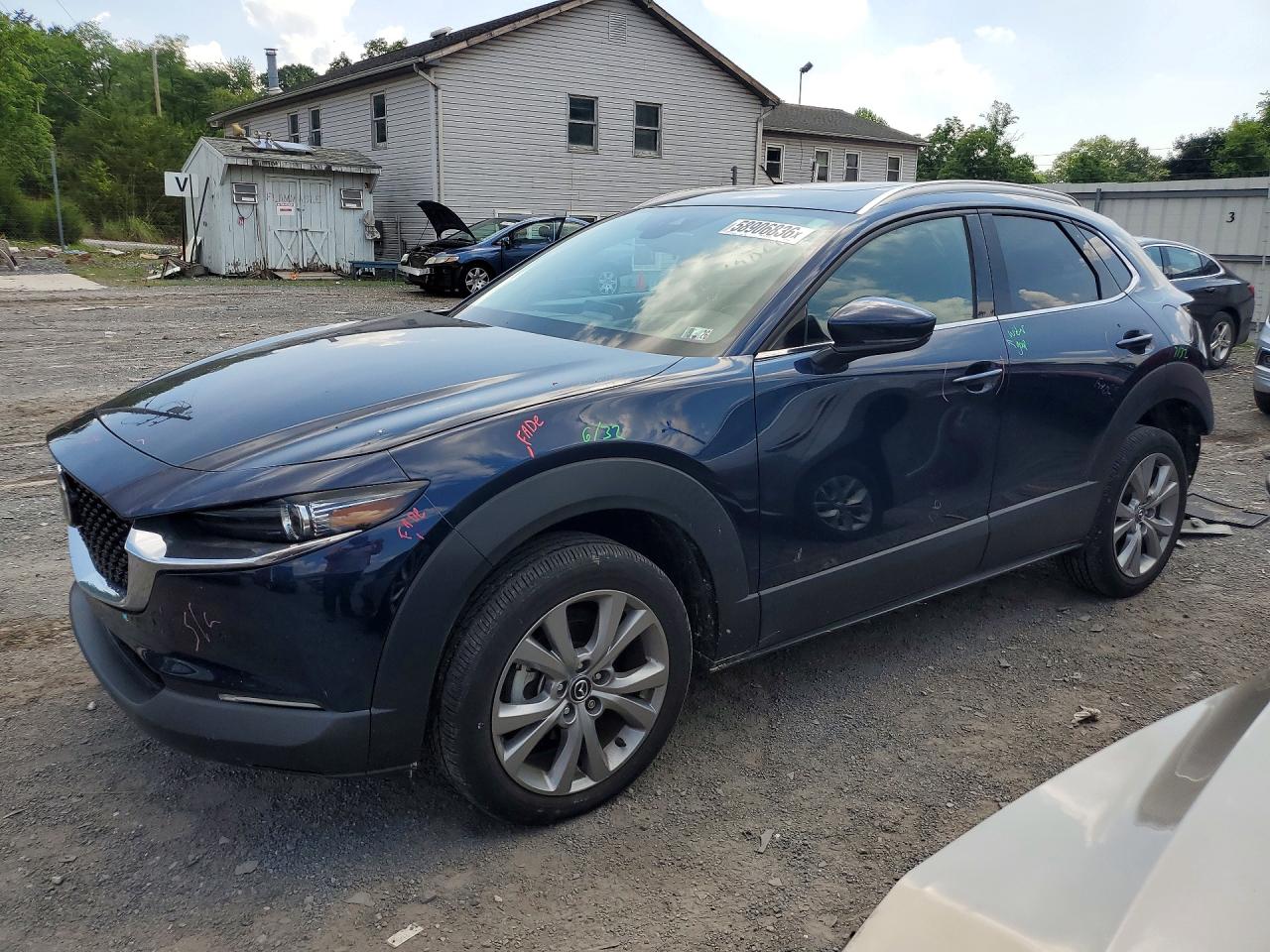 2022 Mazda CX-30 S Premium, VIN 3MVDMBDL6NM443732 — Rear end