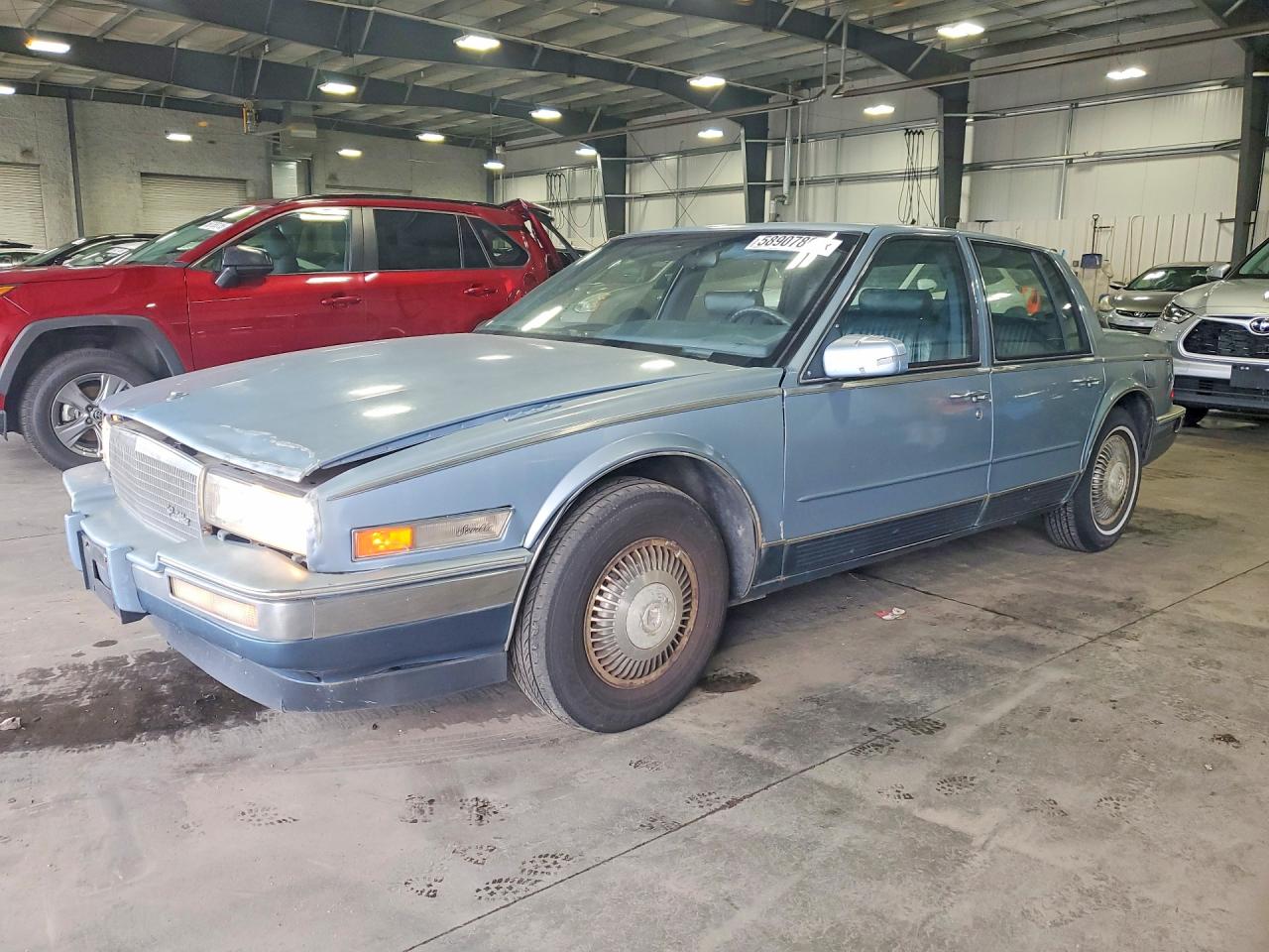 1987 Cadillac Seville, VIN 1G6KS5183HU815630 — Front end