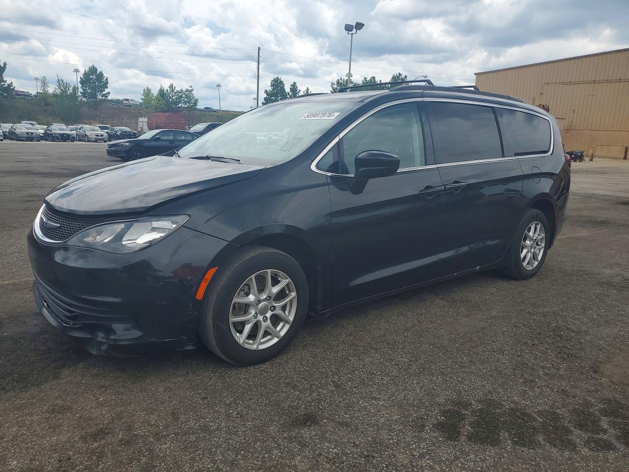 2020 Chrysler Voyager LXi, VIN 2C4RC1DG9LR198597 — Normal wear