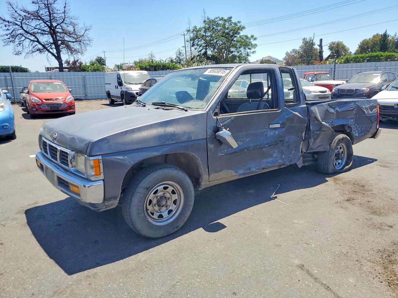 1995 Nissan Frontier XE, VIN 1N6SD16S4SC323946 — Side