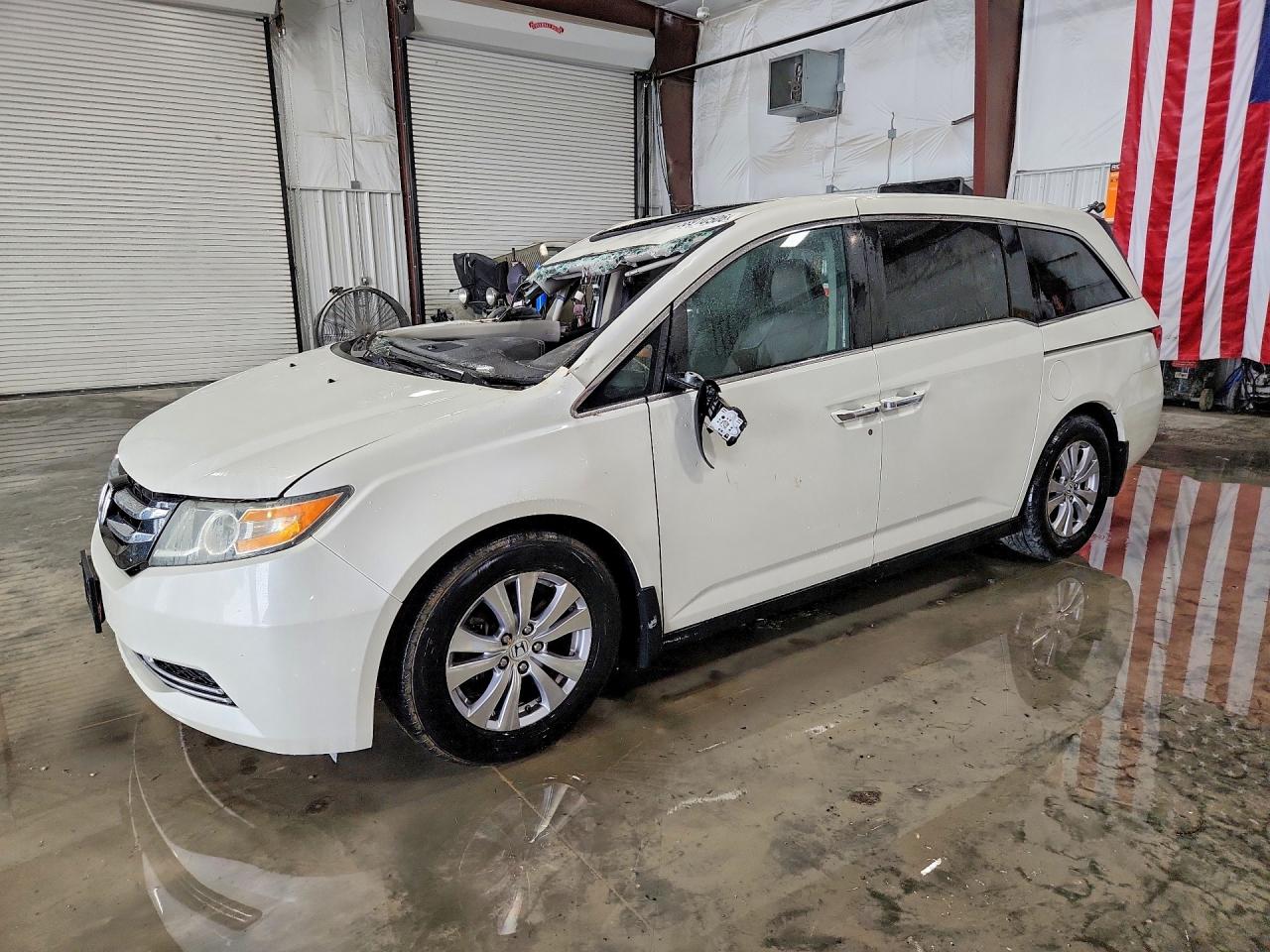 2016 Honda Odyssey EX-L, VIN 5FNRL5H63GB047684 — Крыша