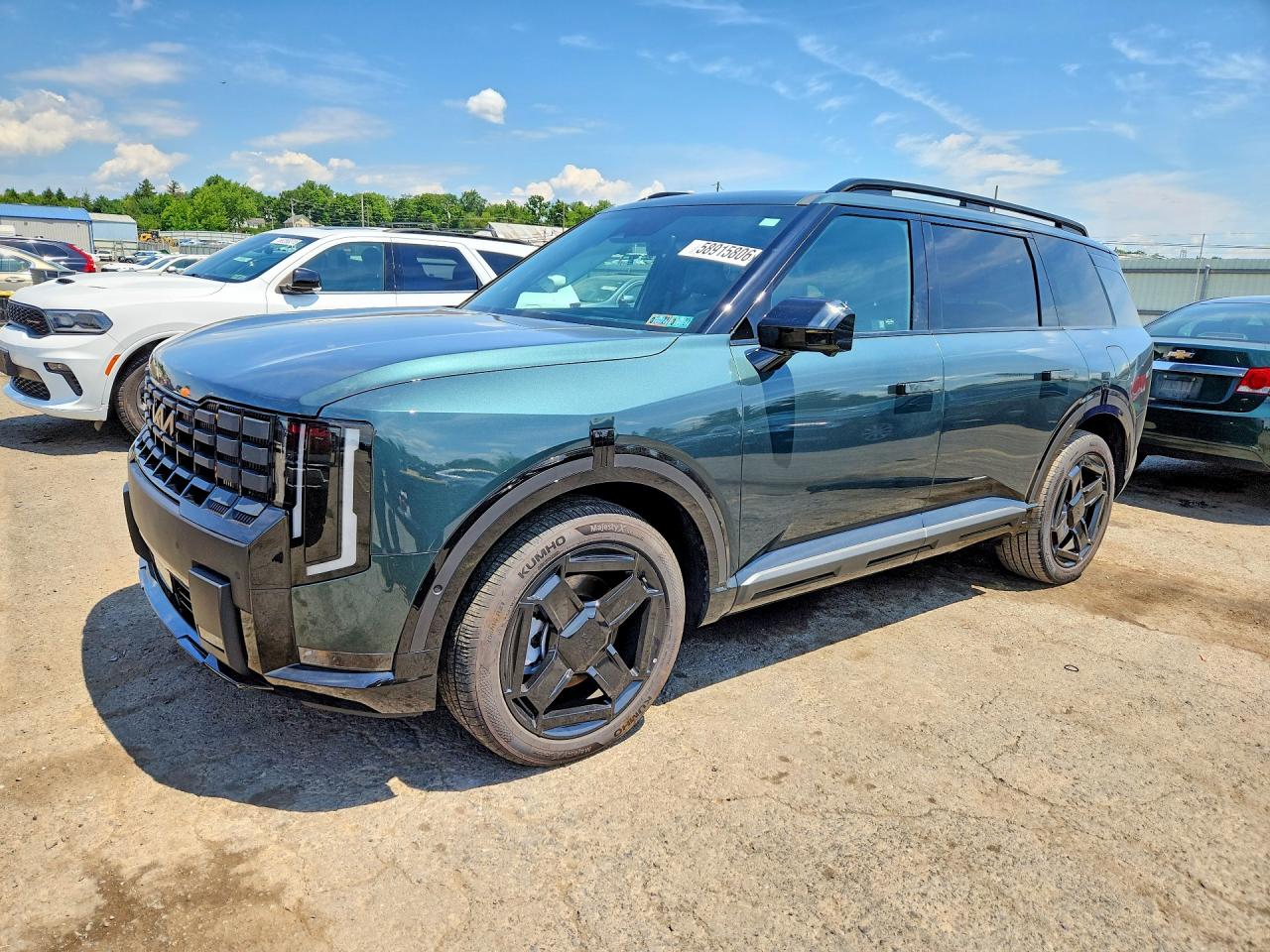 2027 Kia Telluride, VIN 5XYPLESAXVG007659 — Side