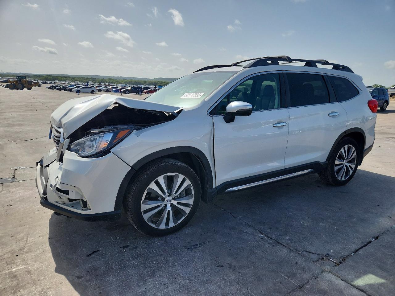 2021 Subaru Ascent Touring, VIN 4S4WMARD2M3465891 — Front end