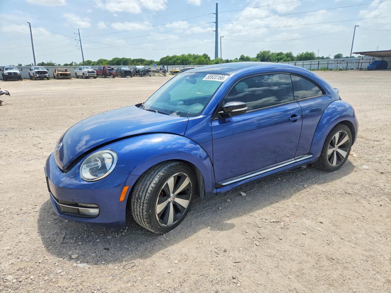 2013 Volkswagen Beetle Turbo, VIN 3VWVA7AT0DM621260 — Side