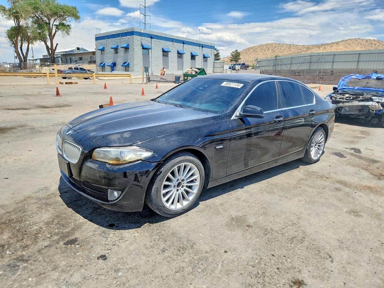 2011 BMW 5 Series 550i xDrive, VIN WBAFU9C57BC783374 — Normal wear