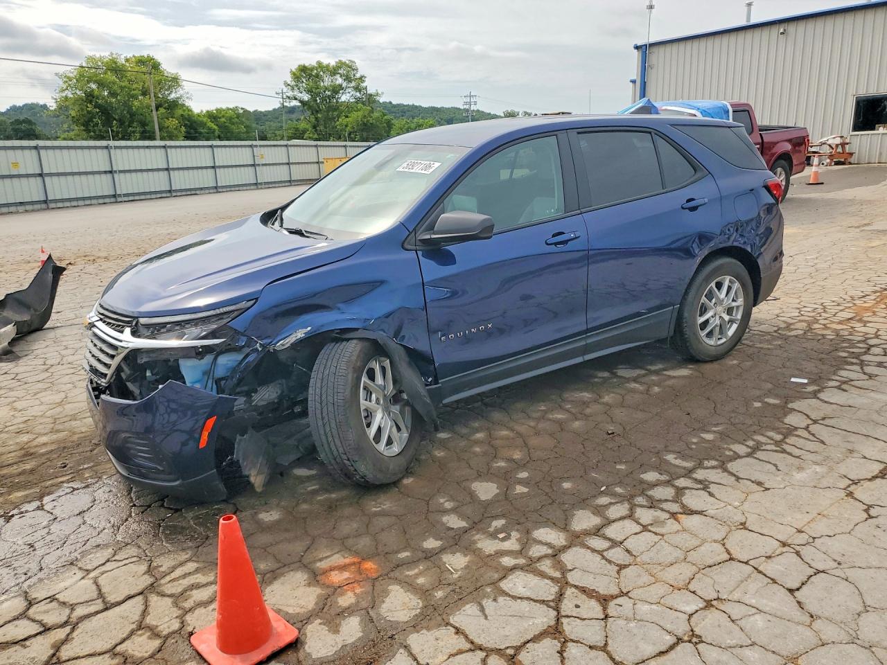 2023 Chevrolet Equinox LS, VIN 3GNAXHEG9PL179583 — Front end