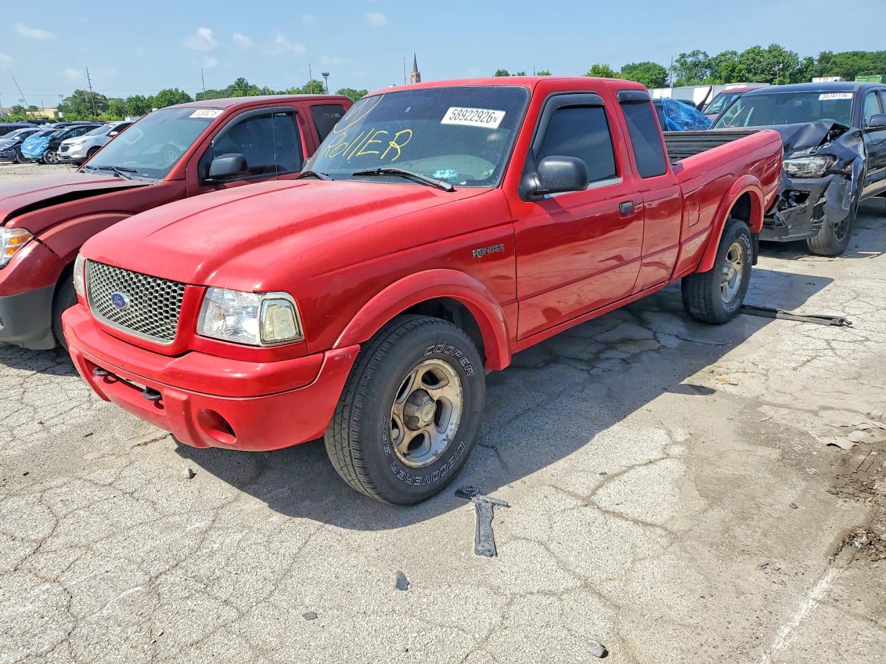 2001 Ford Ranger XL Fleet, VIN 1FTZR15E21TA89948 — Frame damage