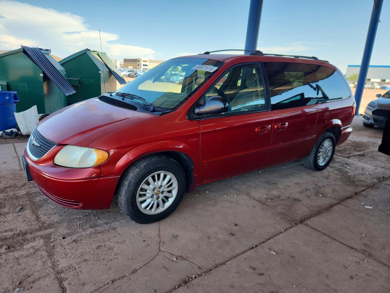 2002 Chrysler Town & Country EX, VIN 2C4GP74L62R711248 — Rear end