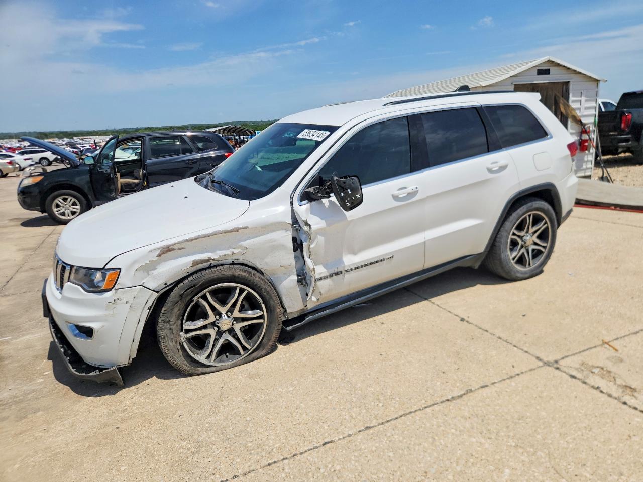 2022 Jeep Grand Cherokee Laredo E, VIN 1C4RJFAG2NC118267 — Фото с аукциона