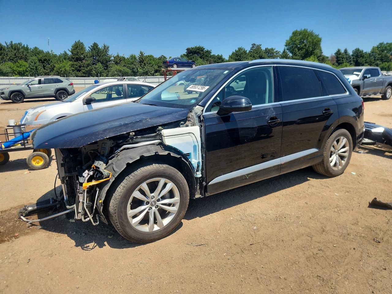 2019 Audi Q7 Premium Plus, VIN WA1LAAF79KD007765 — Перед