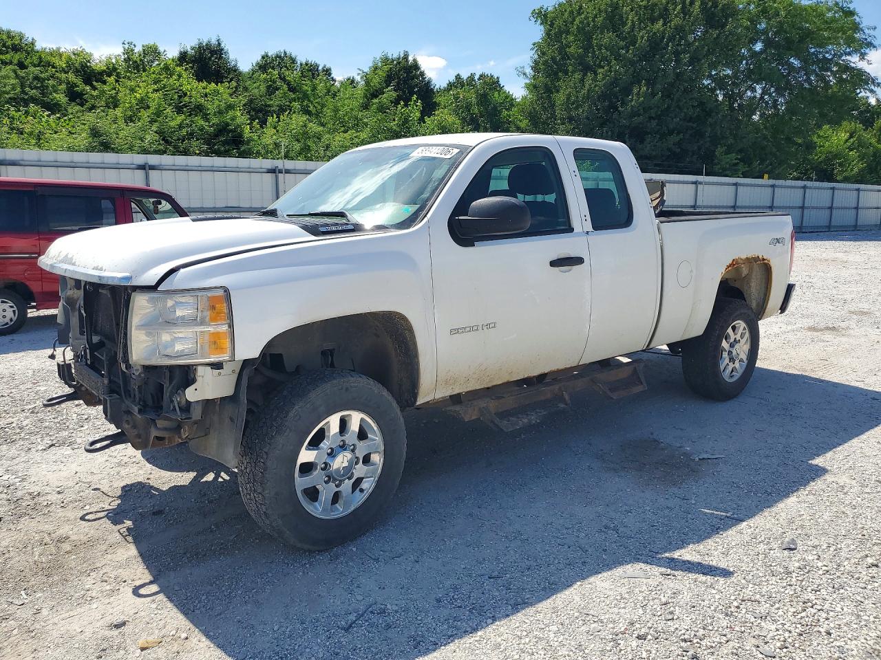 2013 Chevrolet Silverado 2500HD Work Truck, VIN 1GC2KVCG4DZ336342 — Перед