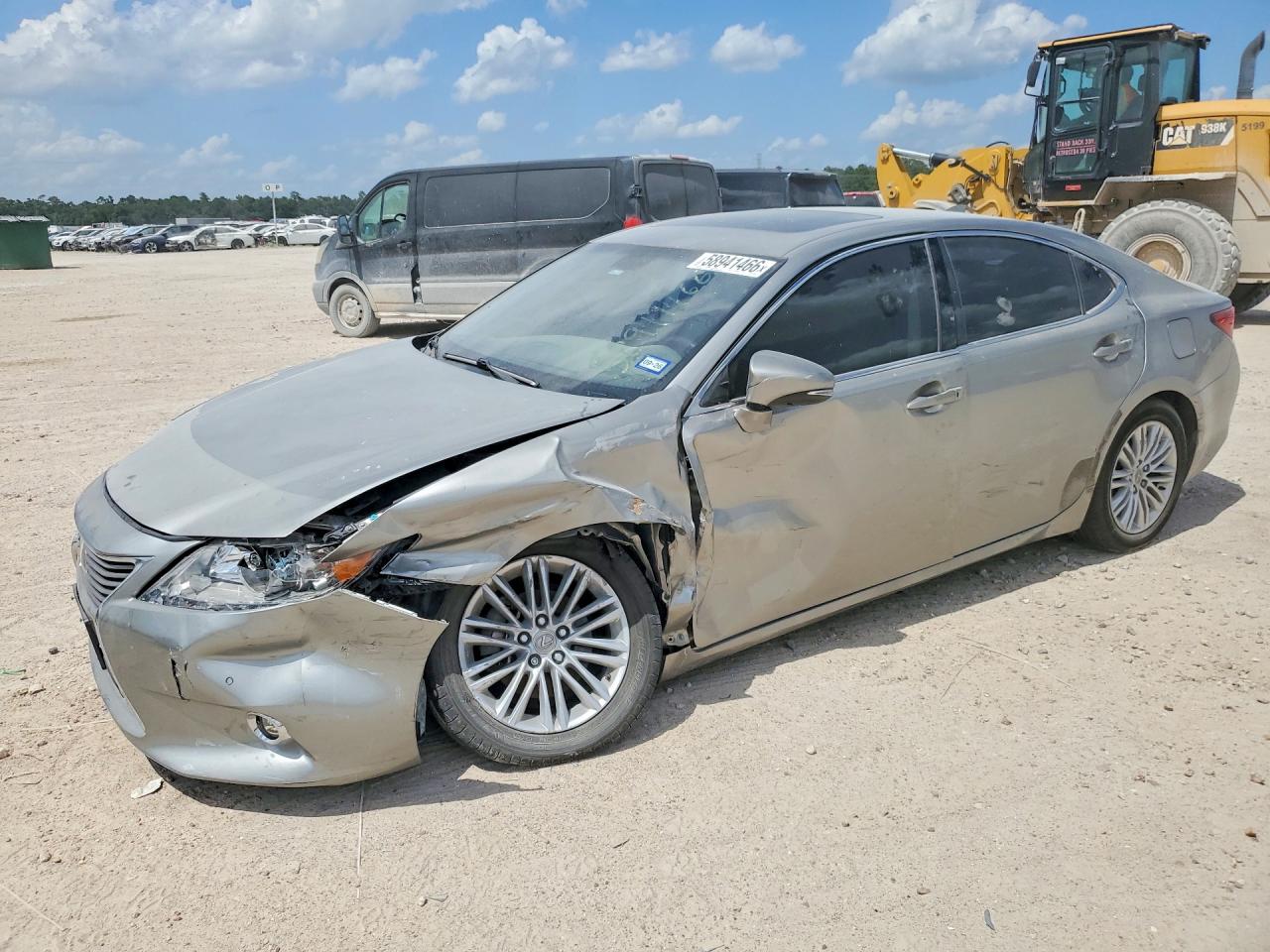2015 Lexus ES 330, VIN JTHBK1GG4F2208700 — Бок