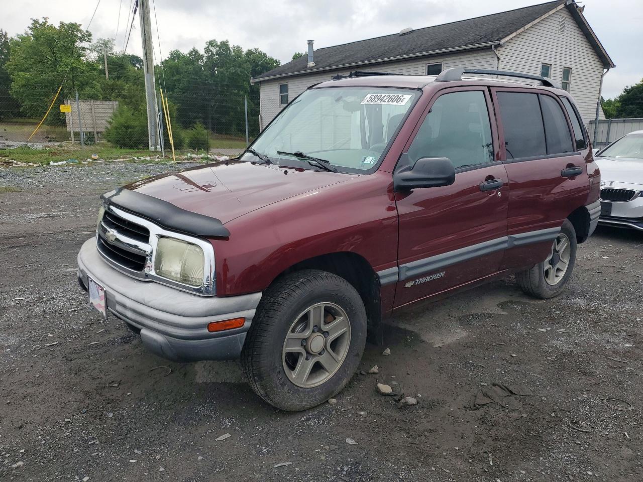 2003 Chevrolet Tracker, VIN 2CNBJ134736947103 — Side
