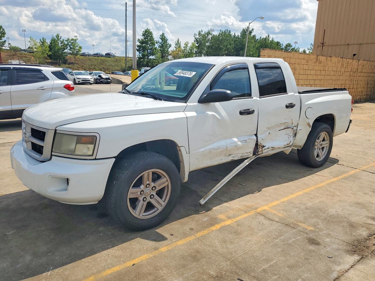 2008 Dodge Dakota SXT, VIN 1D7HE38K38S610718 — Side
