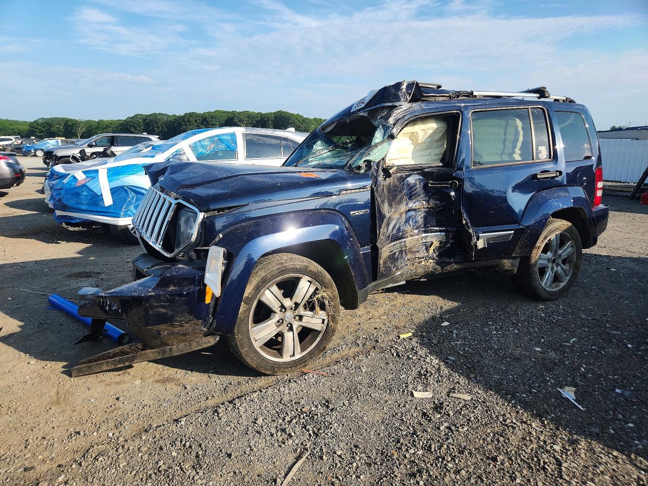2012 Jeep Liberty Limited Jet, VIN 1C4PJMFKXCW214796 — Опрокидывание